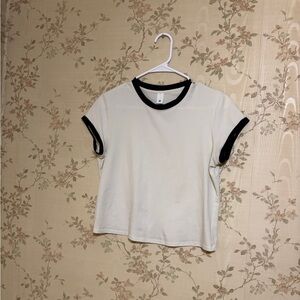 Lululemon Organic Cotton
Ringer Baby Tee
Light Ivory / Black